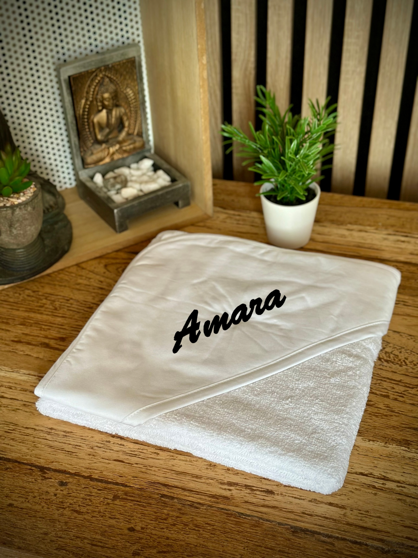 Cape de bain bio pour bébé personnalisable (broderie) / Blanc