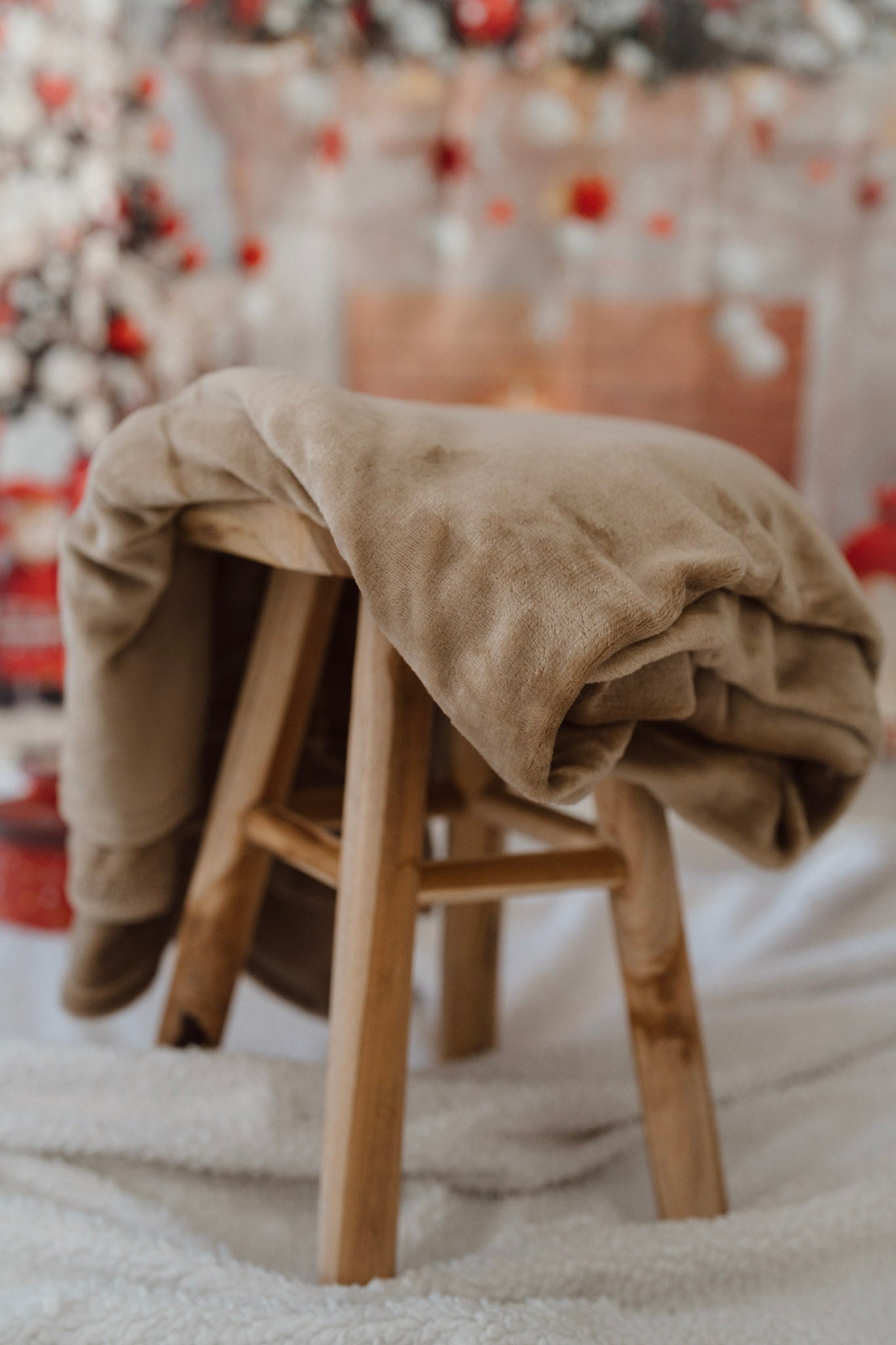 Plaid personnalisable en broderie / Taupe