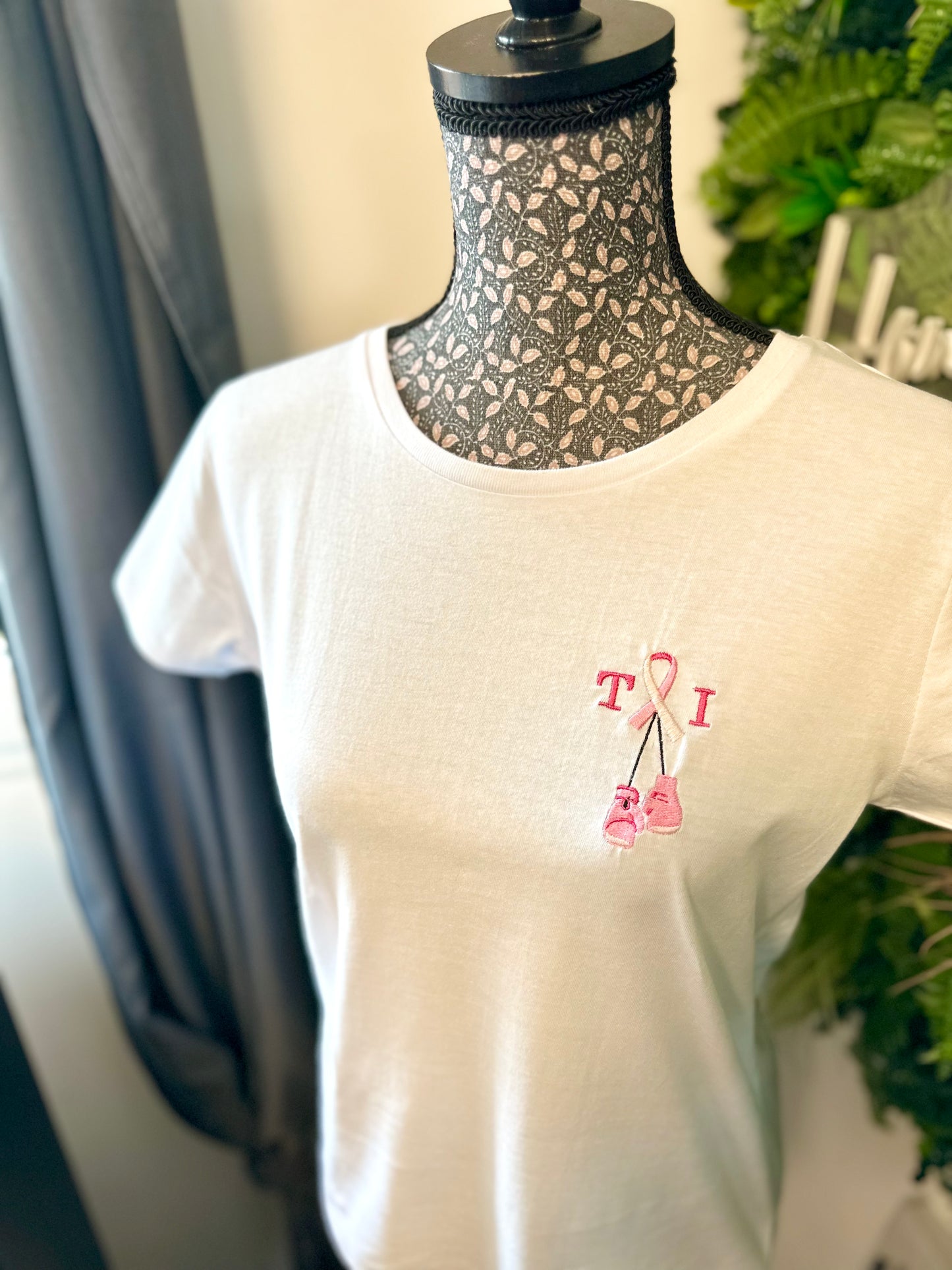 T-shirt blanc droit personnalisé