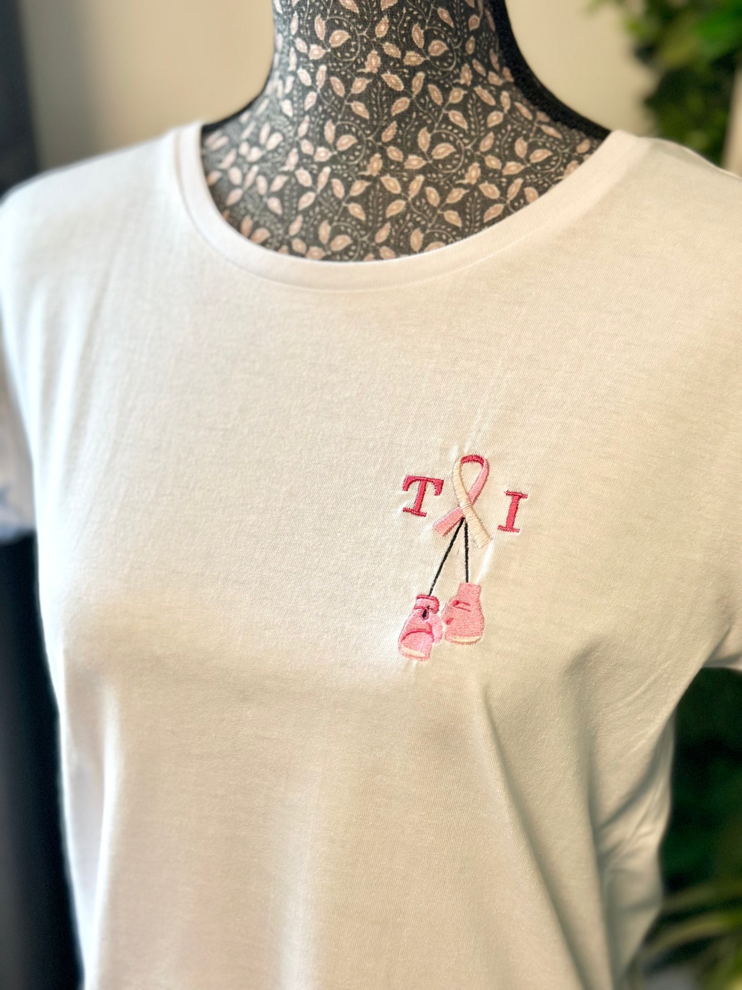 T-shirt blanc droit personnalisé