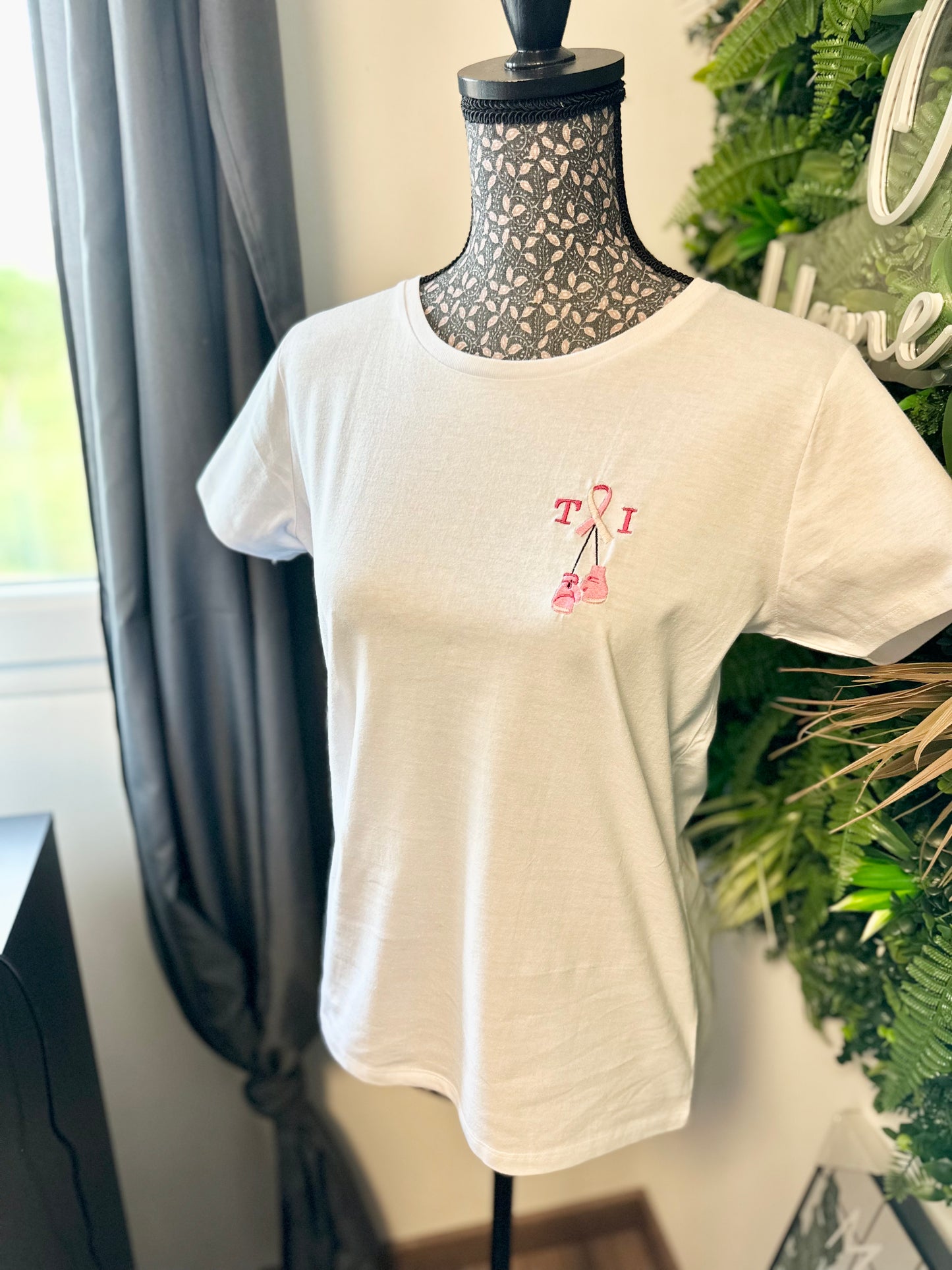 T-shirt blanc droit personnalisé