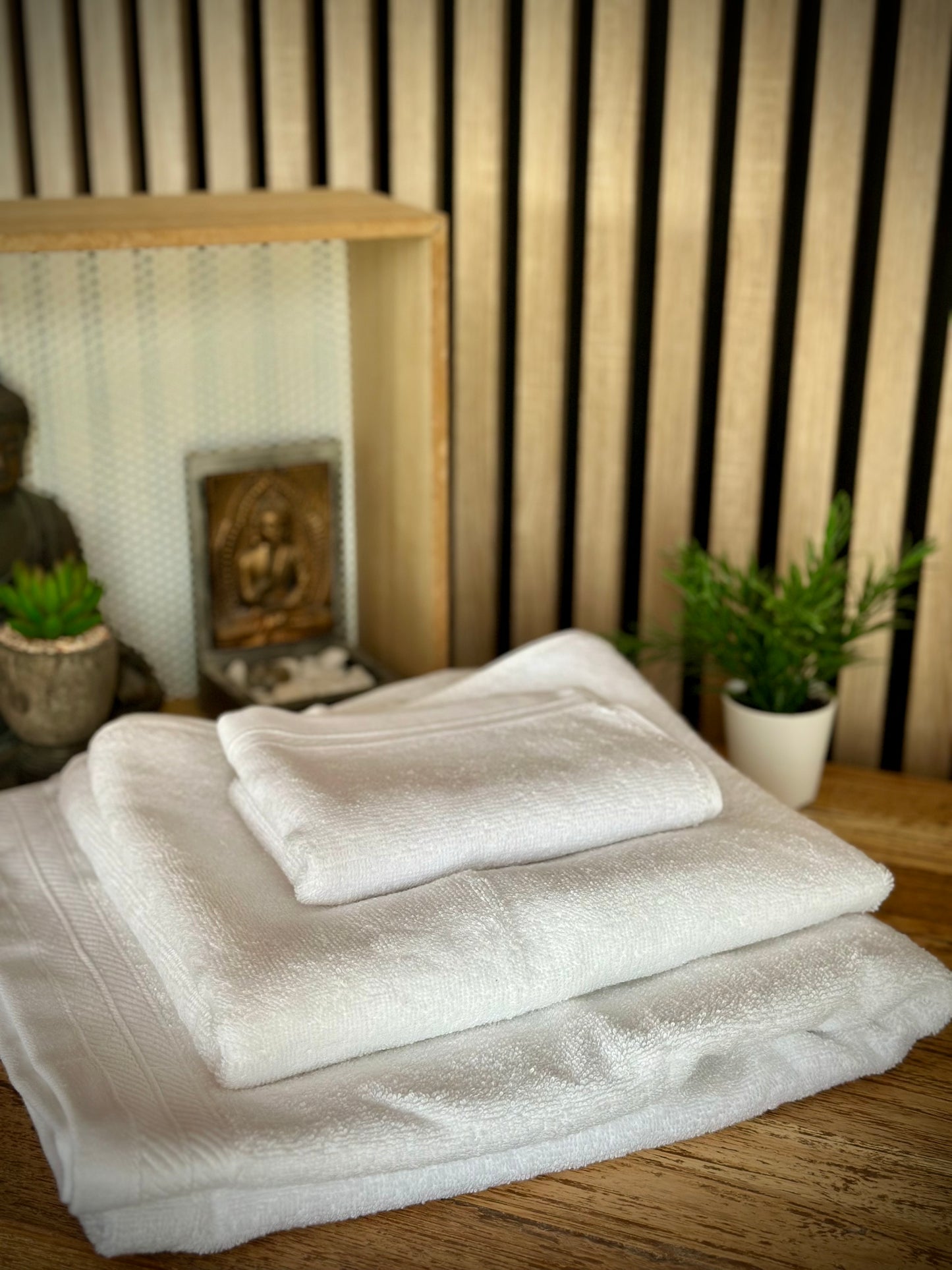 Drap de douche 70x140 brodée personnalisable / Blanc