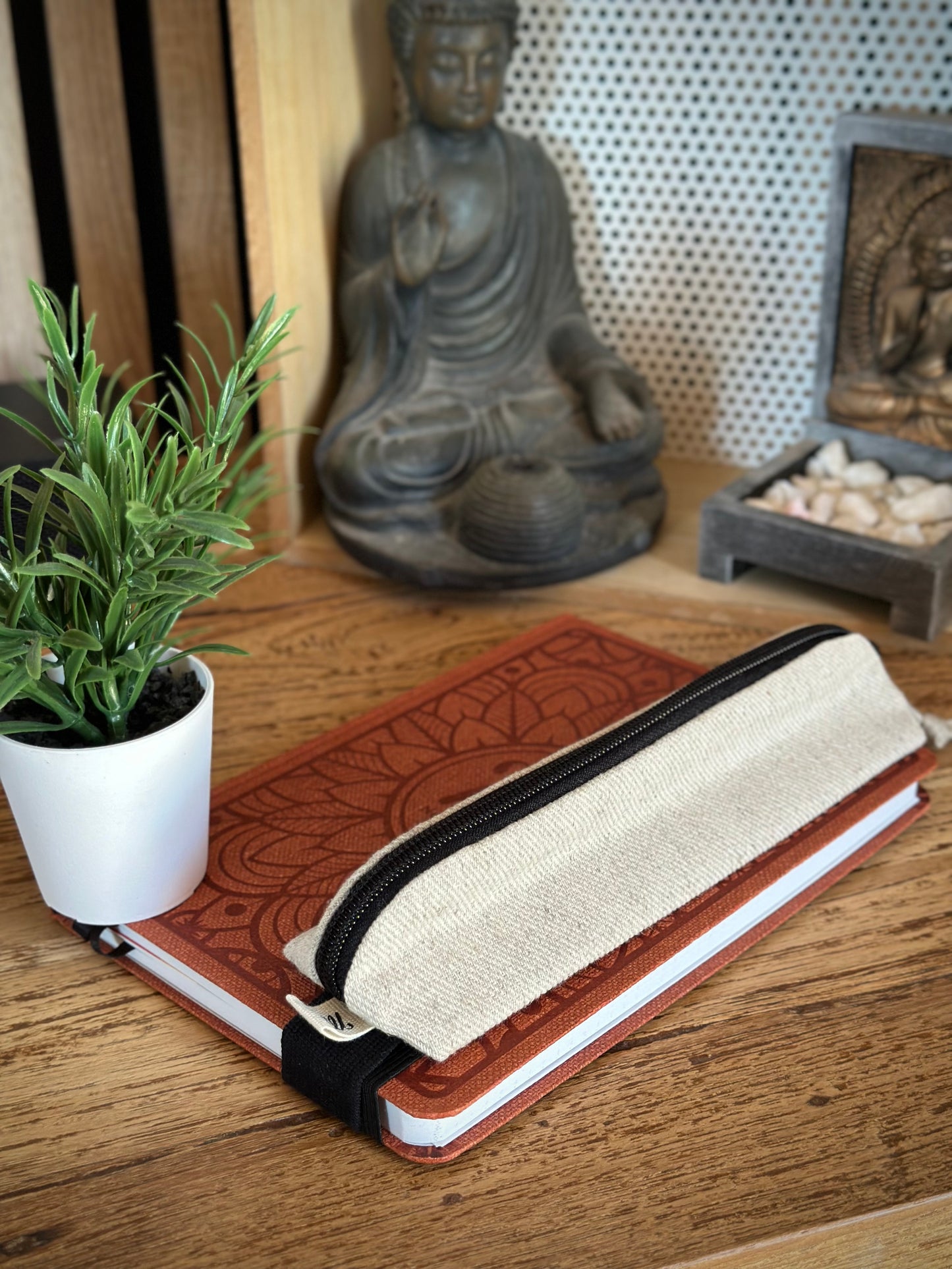 Trousse élastiquée en chanvre et coton - fermeture noire